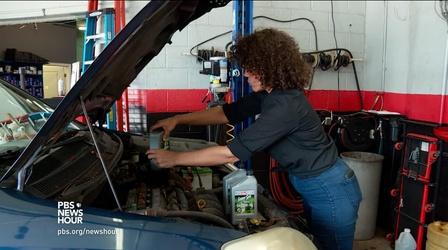 Video thumbnail: PBS NewsHour Female-operated auto shop puts women in the driver’s seat