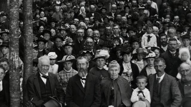 Thoreau Challenges Justice with His Essay 