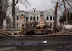 News Wrap: Russian strike on Sumy, Ukraine kill more than 30