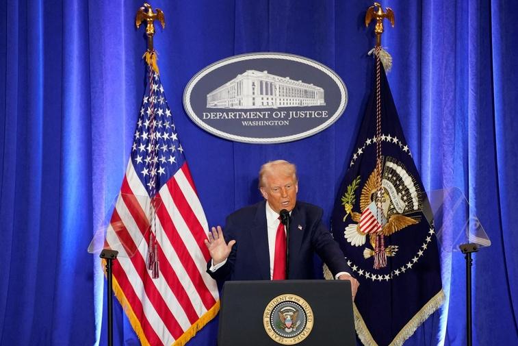 November 24, 2025 - PBS News Hour full episode Poster