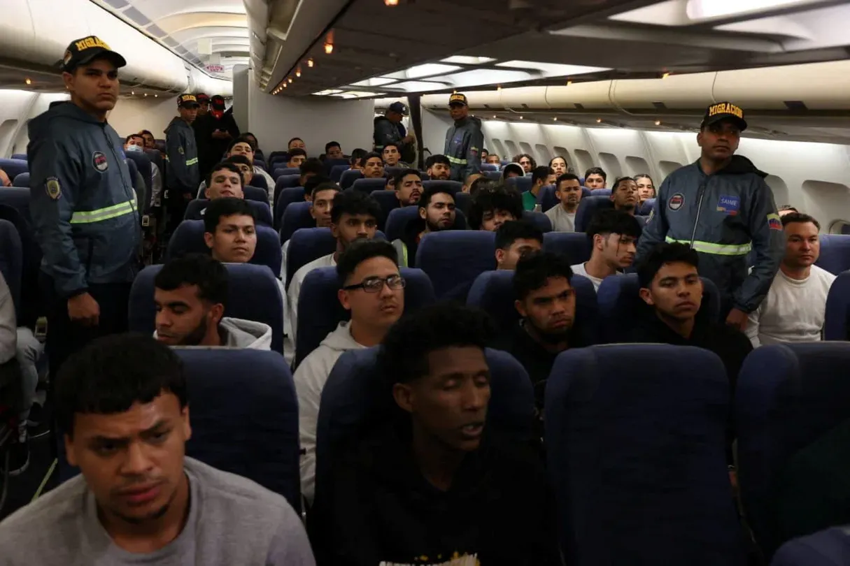 News Wrap: Court upholds Alien Enemies Act deportation block