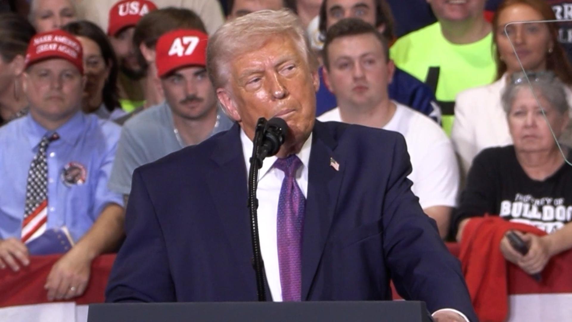 President Trump Makes Stop Kentucky