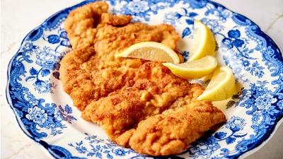 Apple Strudel & Schnitzel