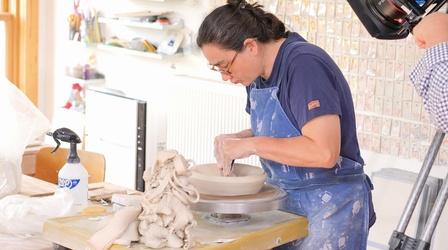 Video thumbnail: Craft in America Potter Ayumi Horie