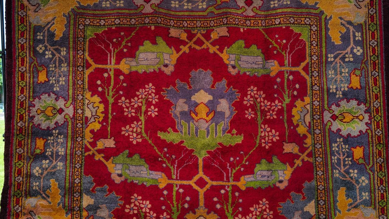 Antiques Roadshow | Appraisal: Donegal Arts and Crafts Carpet