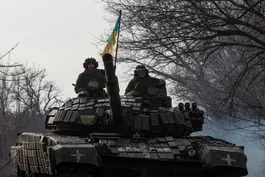 Western nations sending more arms to Ukraine, but not tanks