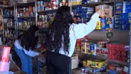 Two sisters deliver more Thanksgiving baskets than ever