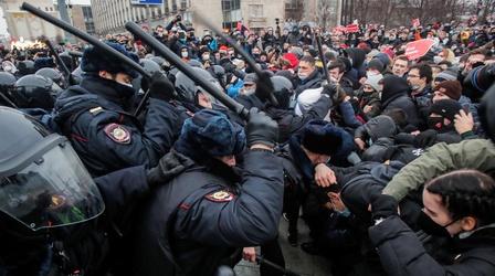 Video thumbnail: PBS NewsHour News Wrap: Putin condemns protests supporting Alexi Navalny