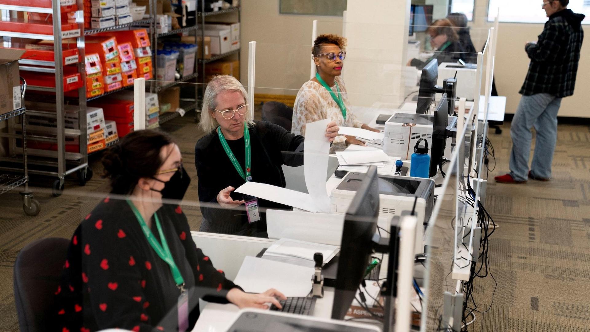 A look at how overseas ballots are counted the midterms