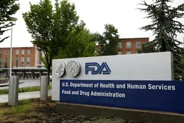 News Wrap: FDA announces ban on Red No. 3 dye in food