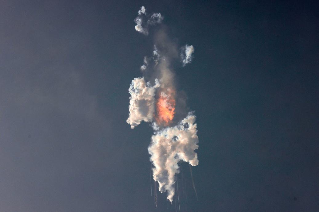 SpaceX Starship test flight ends with explosion | Watch on PBS Wisconsin