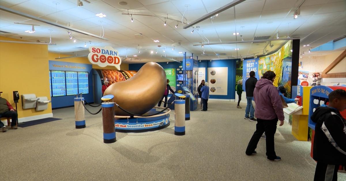 Tennessee crossroads | tennessee crossroads 3822 | season 38 | episode 22