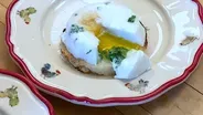 Jacques Pépin makes cocotte eggs