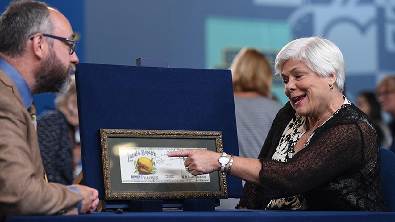 Antiques Roadshow Vintage Orlando Hour 2 airing Sun, Aug 16 1:00 pm