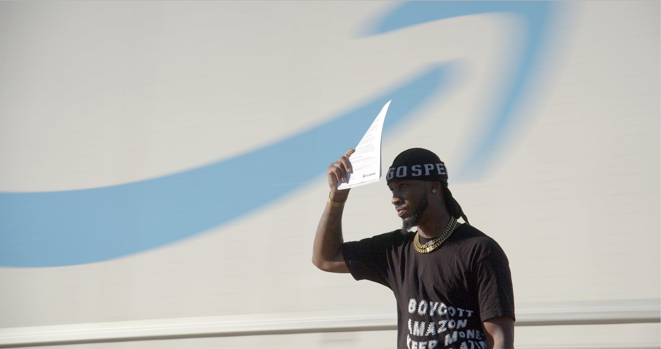 A group of Amazon workers embark on an unprecedented campaign to unionize their warehouse.
