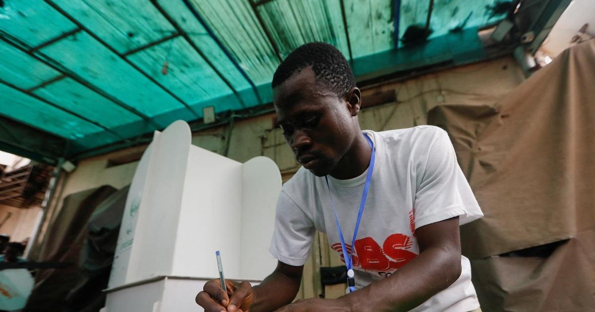 PBS News Hour | News Wrap: Nigeria counts ballots in presidential election | Season 2023