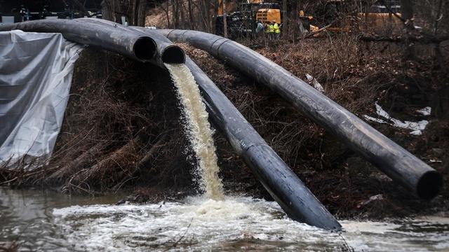 Sewage spill in Potomac becomes a political flashpoint