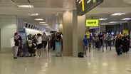Record holiday travel expected at Newark airport