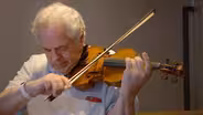 Itzhak Perlman Plays "Theme From Schindler’s List"