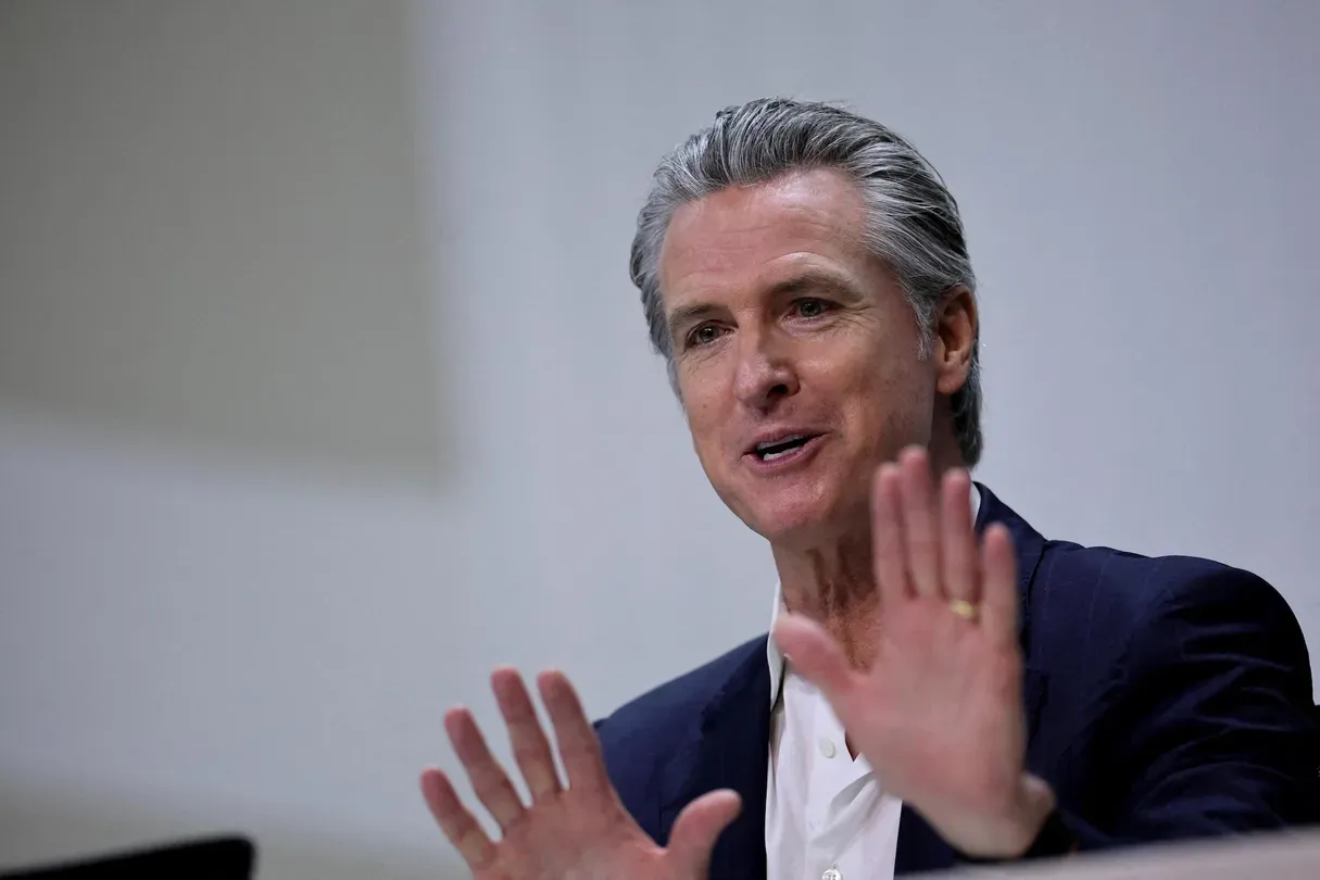 News Wrap: DOJ sues to block California redistricting plan