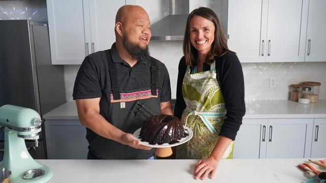 King Cake and Bundt Cake