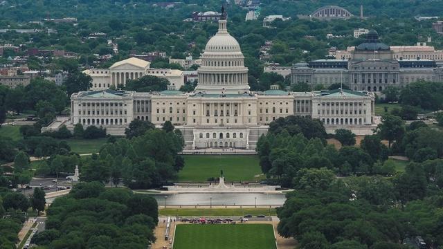 States scramble to redraw congressional maps before midterms