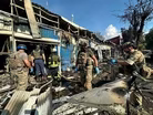 News Wrap: Russian missile strike kills 17 in Ukraine