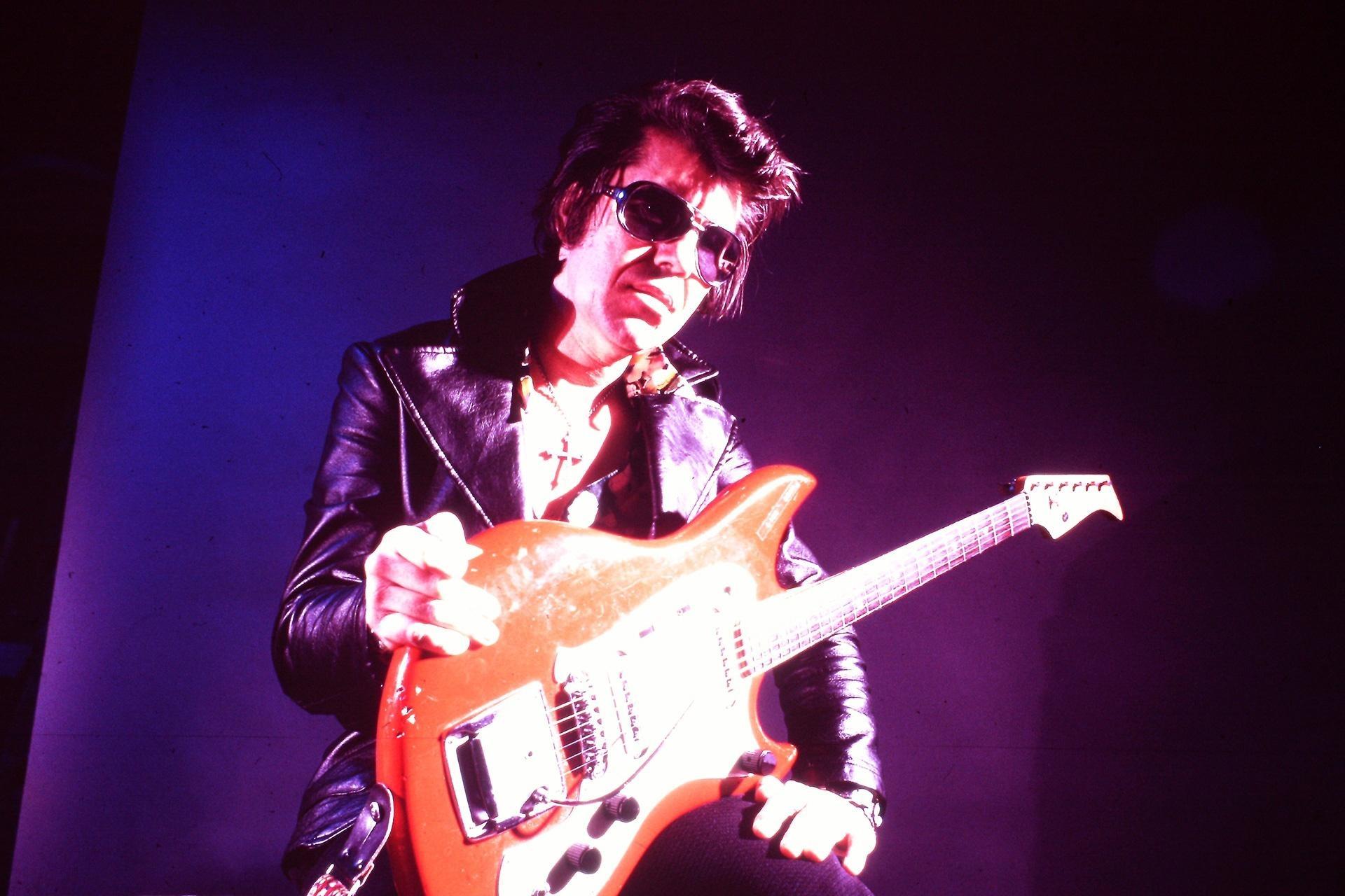 RUMBLE: The Indians Who Rocked The World