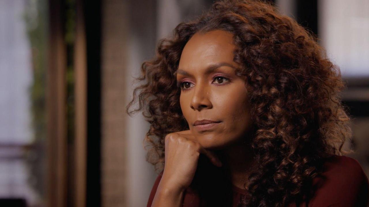 Finding Your Roots | Episode 4: The Vanguard