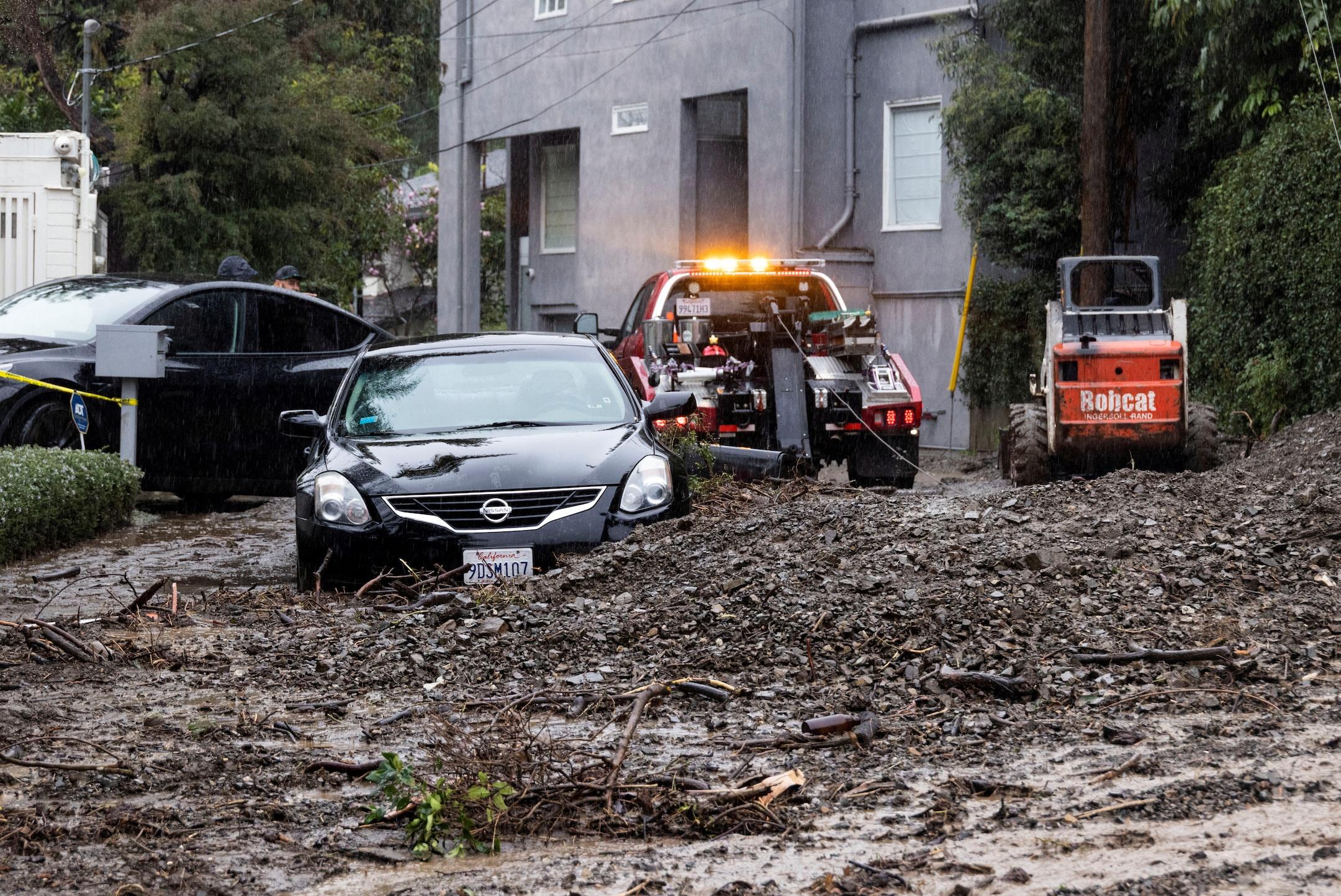 PBS NewsHour News Wrap Calif Under Threat Of Landslides After   N502uFY Asset Mezzanine 16x9 0kr2o1m 