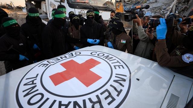 News Wrap: Israel receives body believed to be Gaza hostage