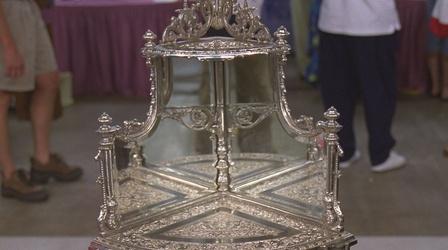 Video thumbnail: Antiques Roadshow Appraisal: English Silverplate Corner Stand, ca. 1880
