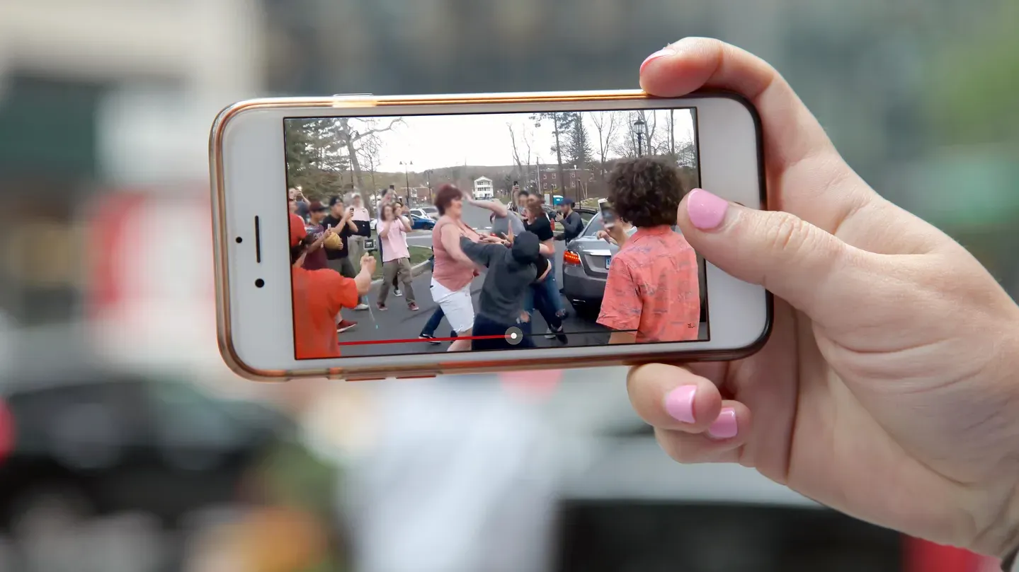 The Modern Bystander Effect | Full Report