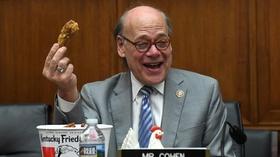 Video thumbnail: PBS NewsHour On Mueller report, has Barr been 'forthcoming' or 'lawless?'