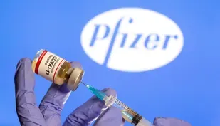 Ex-CDC director says U.S. plan to share Pfizer doses flawed