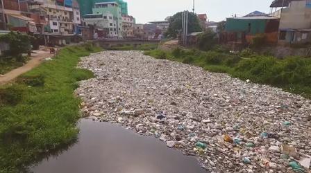 Video thumbnail: PBS NewsHour 'TeamSeas' uses YouTube to tackle the global plastic problem
