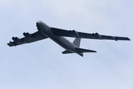 News Wrap: U.S. boosts military presence near Iran