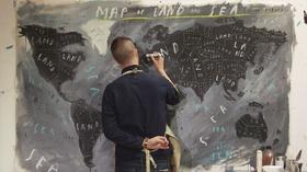 Video thumbnail: Articulate Oliver Jeffers: Principled Uncertainty