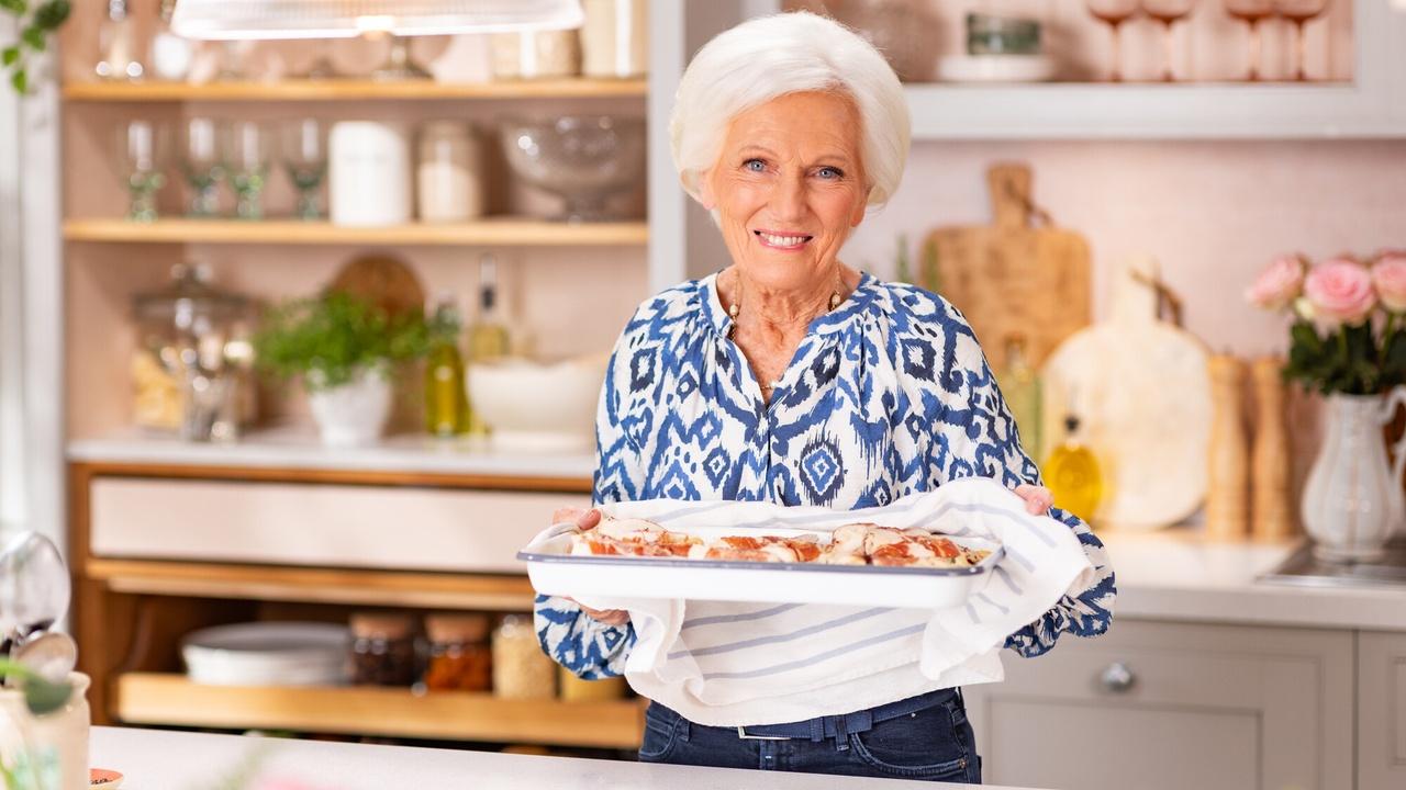 Mary Berry Makes It Easy