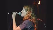 Neko Case Performs in Chicago in 2001