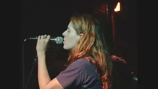 Neko Case Performs in Chicago in 2001