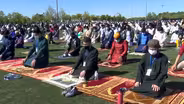 Thousands gather to celebrate first day of Eid al-Fitr
