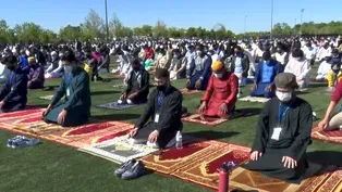 Thousands gather to celebrate first day of Eid al-Fitr
