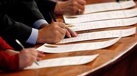 Video thumbnail: PBS NewsHour Can the electoral college system be changed?