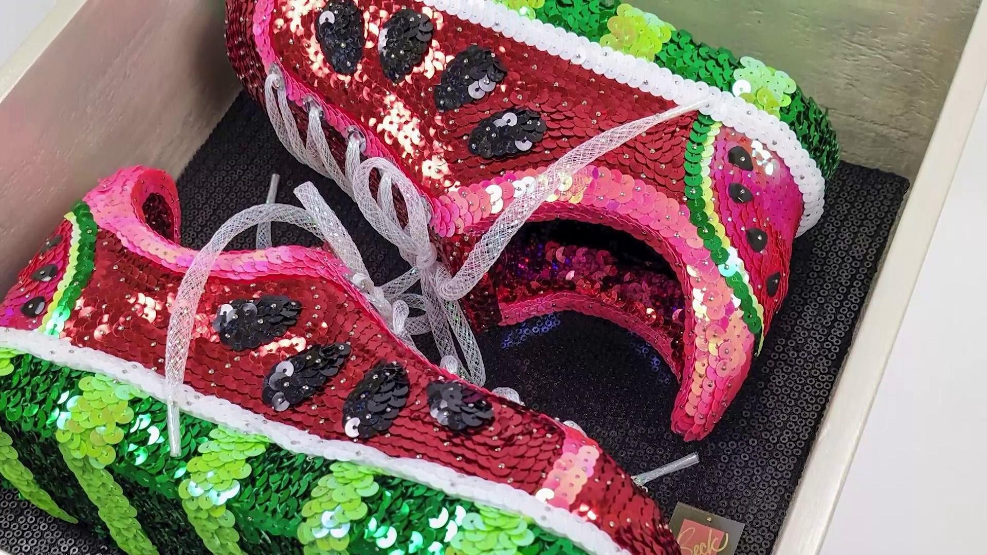 Dazzling sequins, bold printmaking, and a historic Frank Lloyd Wright home.