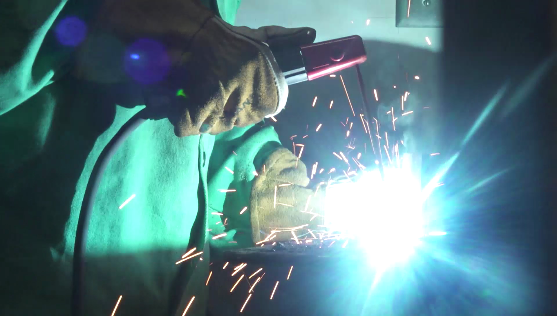 Women Welding and Other Non – Traditional Jobs