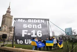 U.S. will help train Ukrainian pilots on F-16 fighter jets