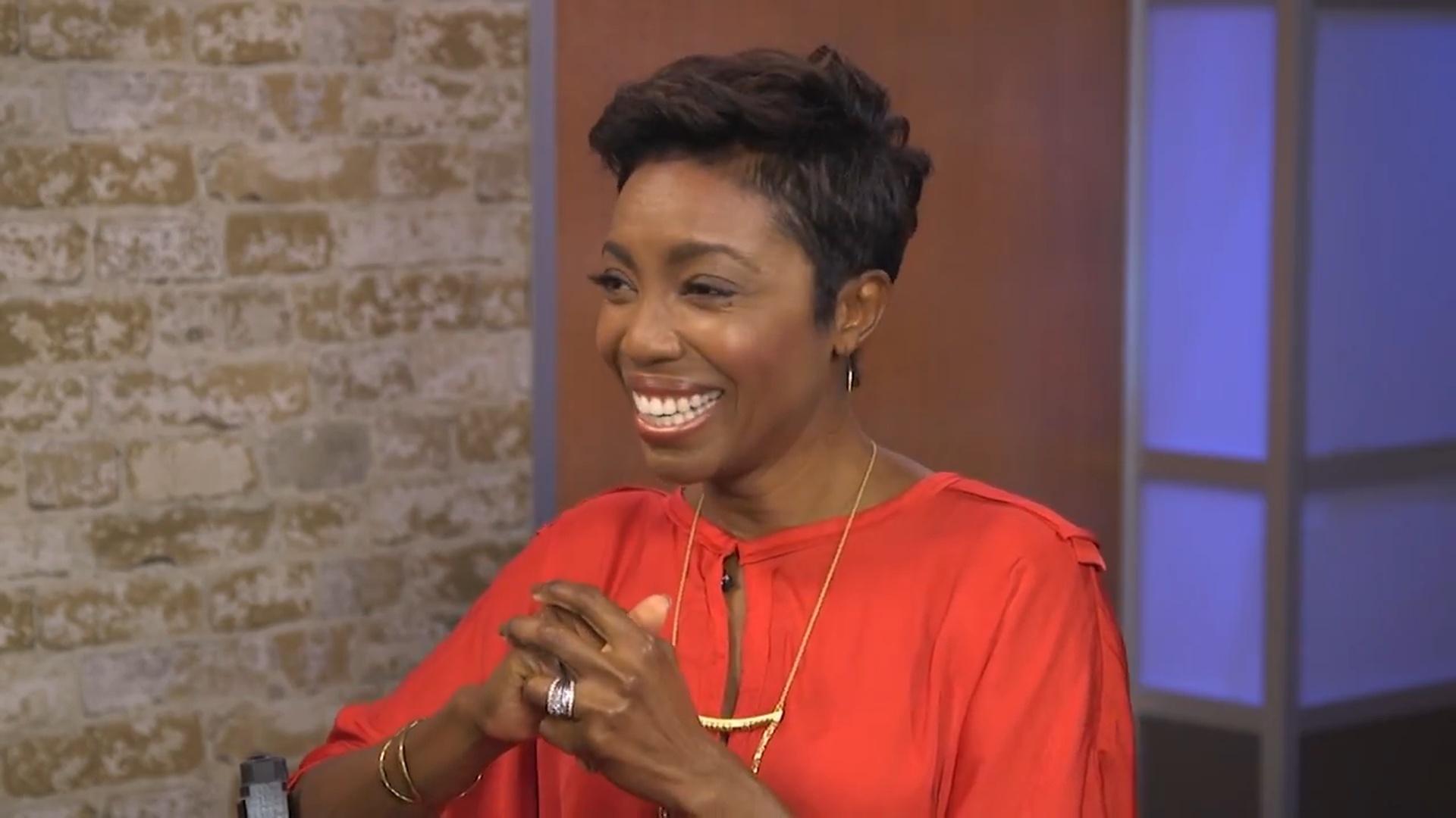 Heather Headley's The Body Guard musical performance THIRTEEN