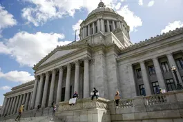 Washington plan to fight extremism could be model for nation