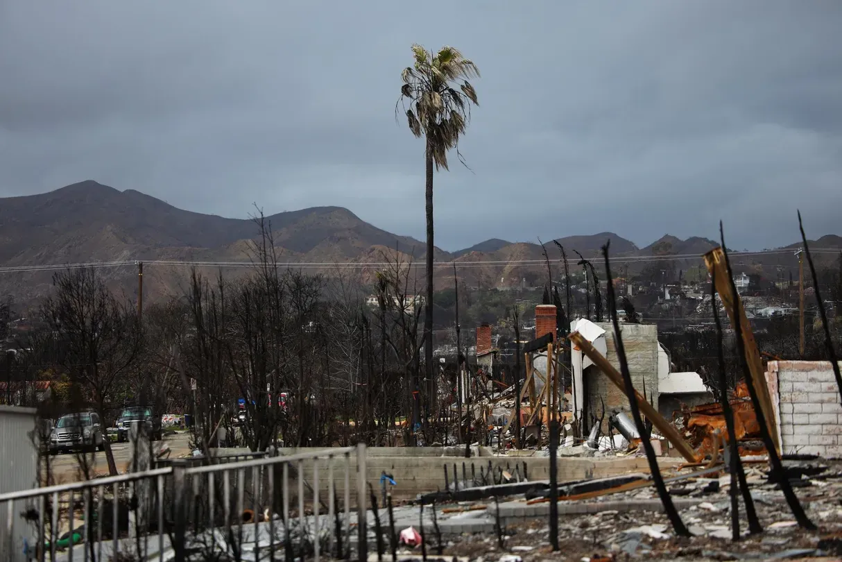 News Wrap: Man charged with starting Pacific Palisades fire